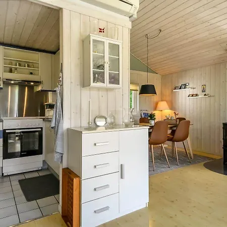 C11167-hemmet-bork-hytteby-8 Feriehus *