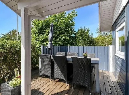 C11167-hemmet-bork-hytteby-8 Semesterbostad *