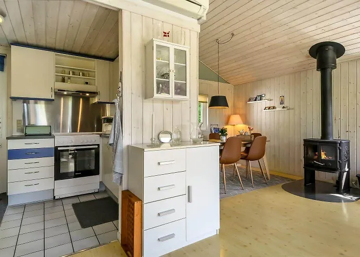 C11167-hemmet-bork-hytteby-8 Feriehus *